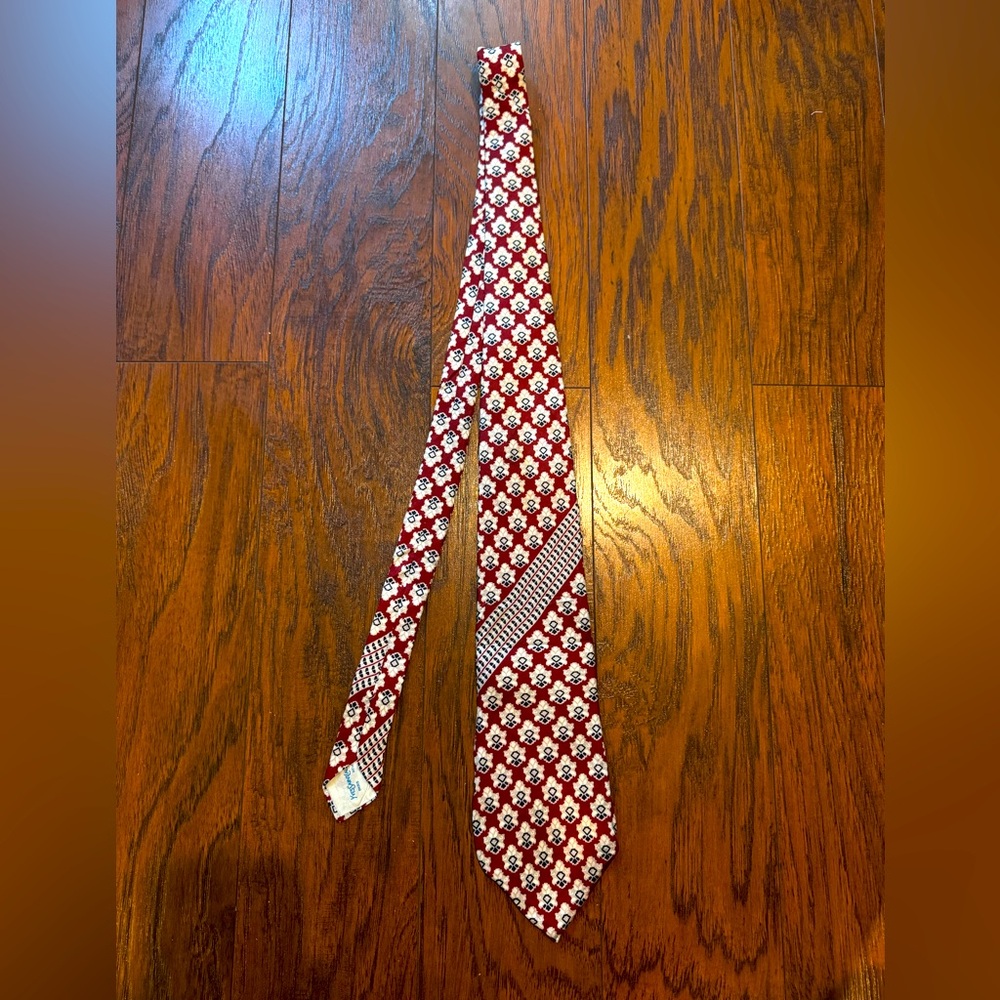 {Yves Saint Laurent} Red and White Patterned Tie